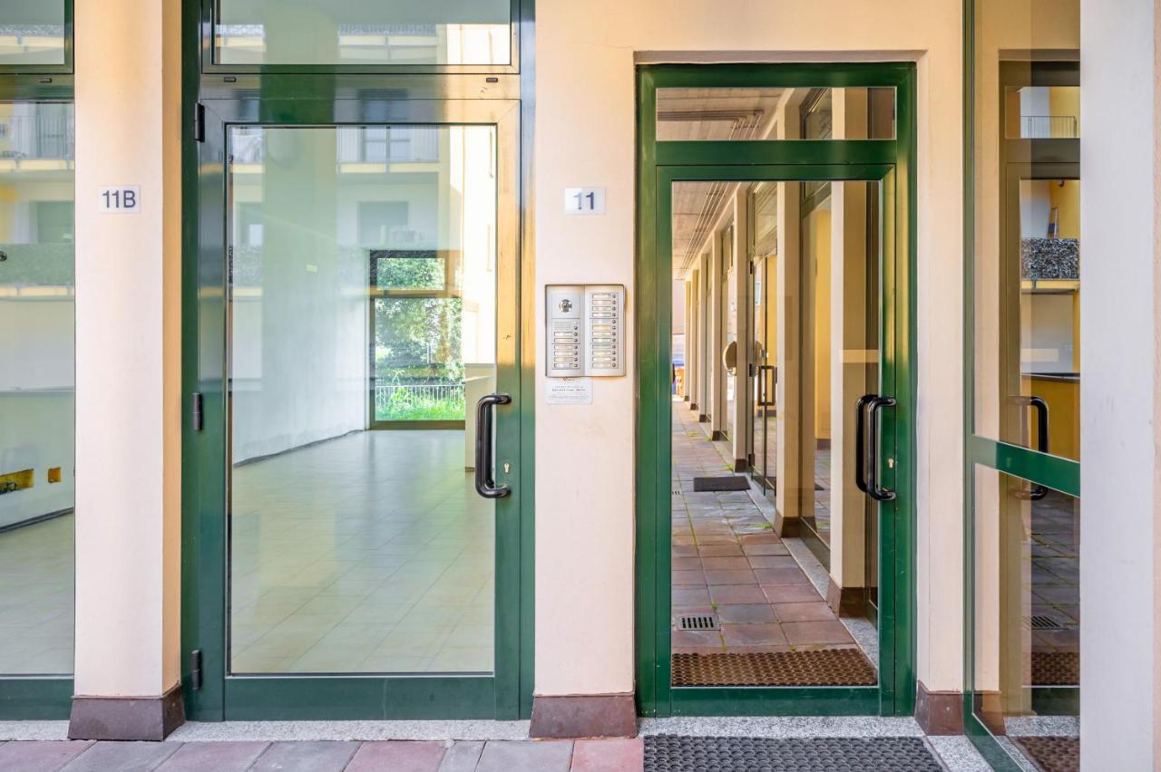 Parma Residential Apartment Con Balcone Exterior foto