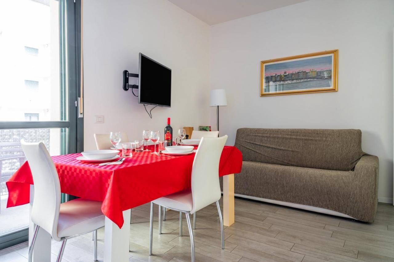 Parma Residential Apartment Con Balcone Exterior foto